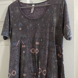 Lularoe shirt